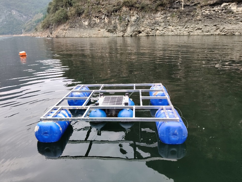 重慶清水湖水質(zhì)浮標監(jiān)測站案例